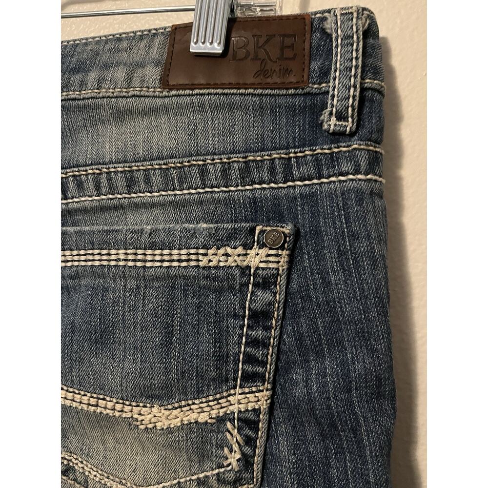 BKE Culture Denim Jean Shorts Blue 3.5” Inseam Women’s Size 29 See Measurements - Picture 4 of 10